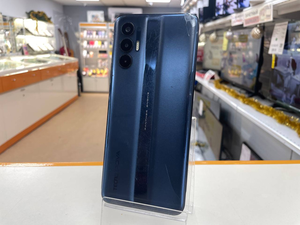 Смартфон Tecno Pova 3 6/128
