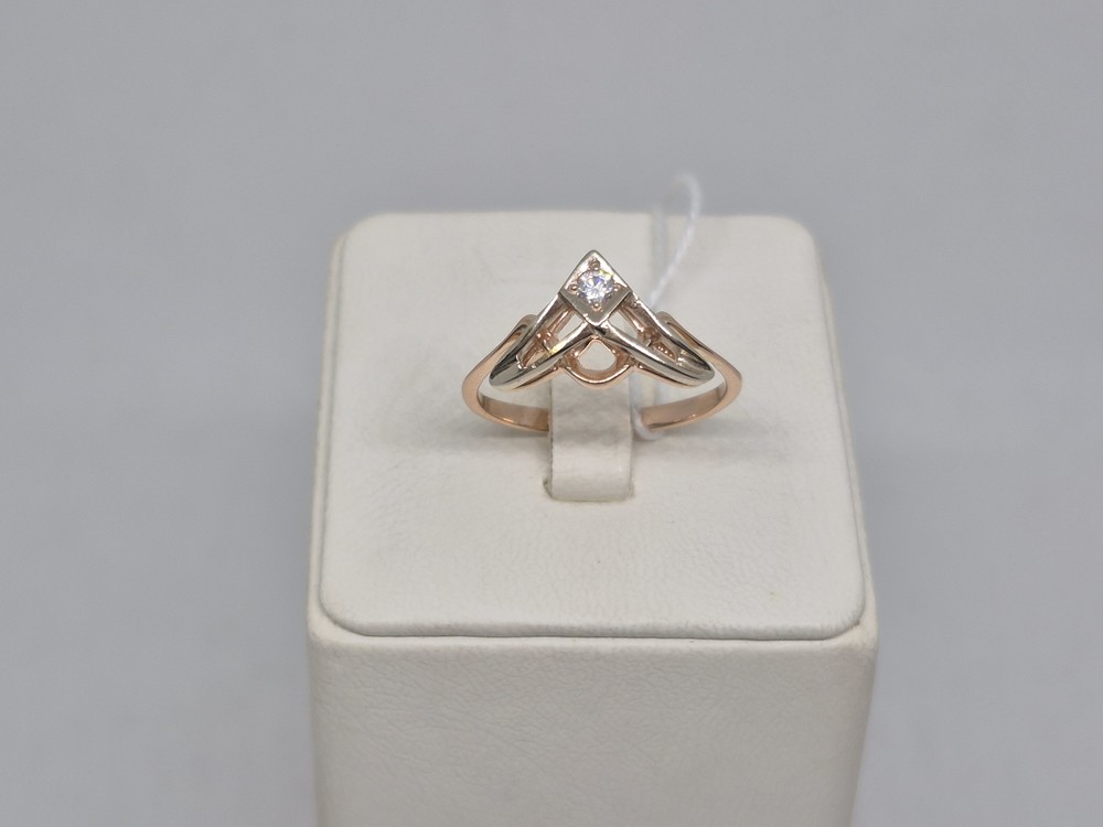 КОЛКМ585 КОЛЬЦО С КАМНЕМ (Au 585)