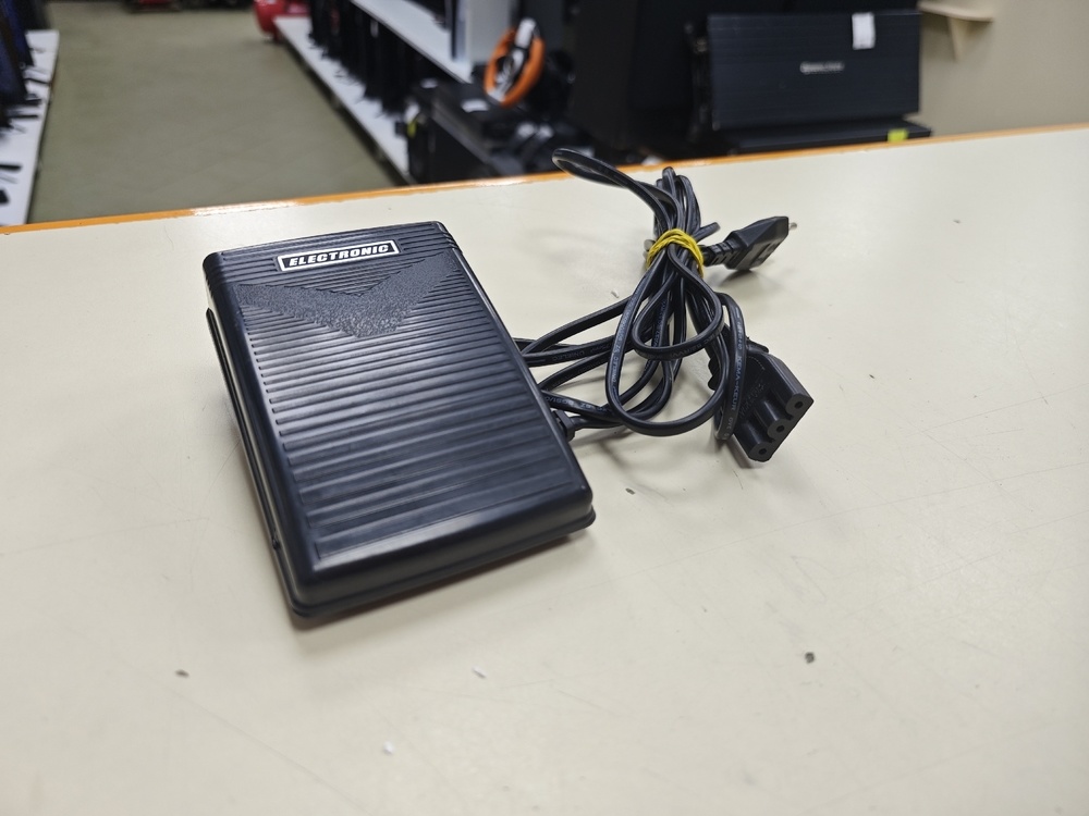 Швейная машина Singer 1 507