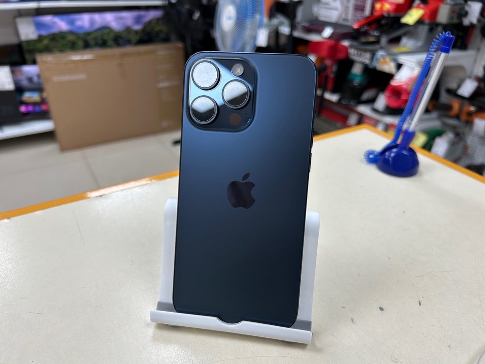 Смартфон Apple iPhone 15 Pro Max 256Gb