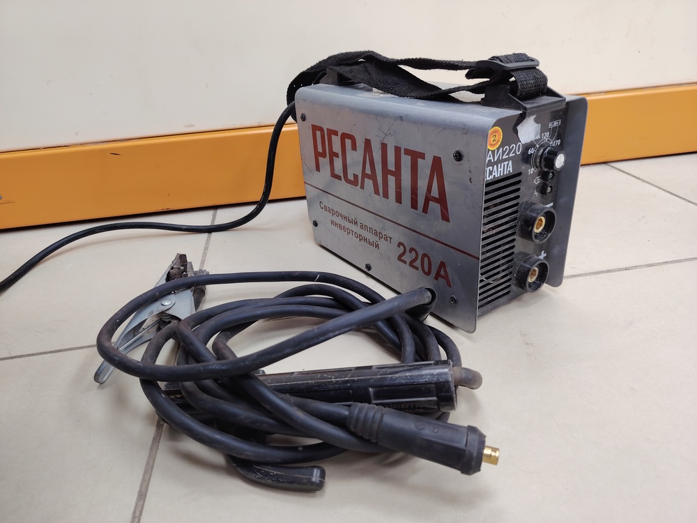 Сварочный аппарат Ресанта САИ 220ПН