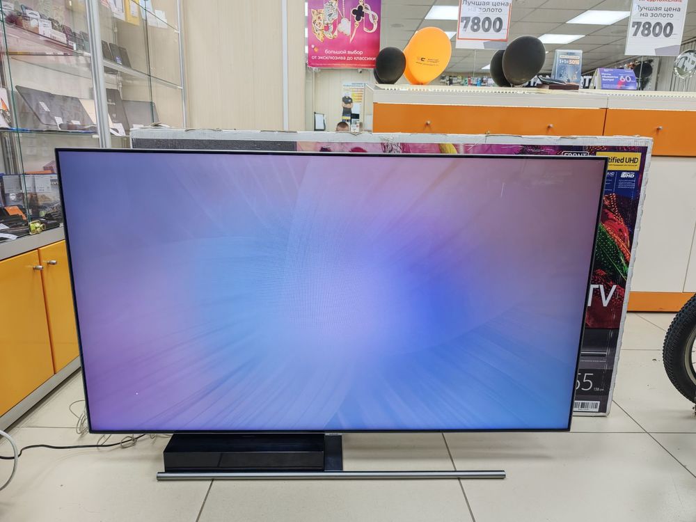 QLED Телевизор Samsung QE55Q7FNA
