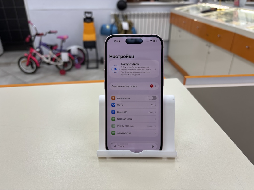 Смартфон Apple Iphone 15 128Gb