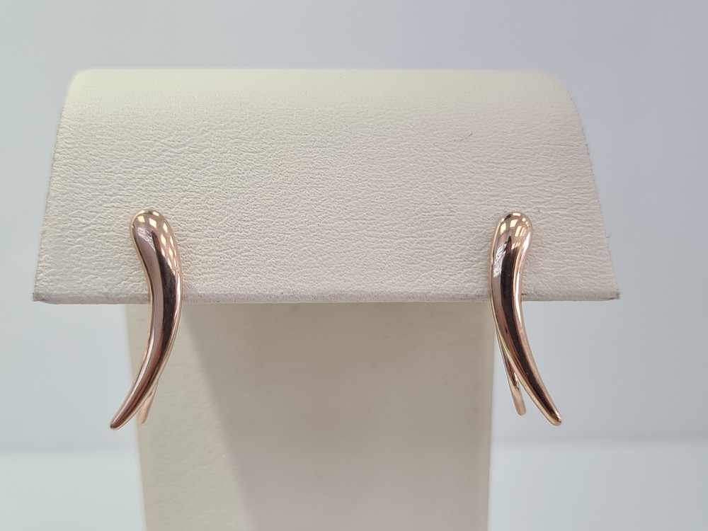 028561 СЕРЬГИ КАФФЫ без камня (Au 585)