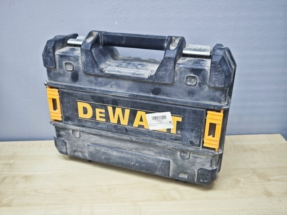 Нивелир Dewalt DW084