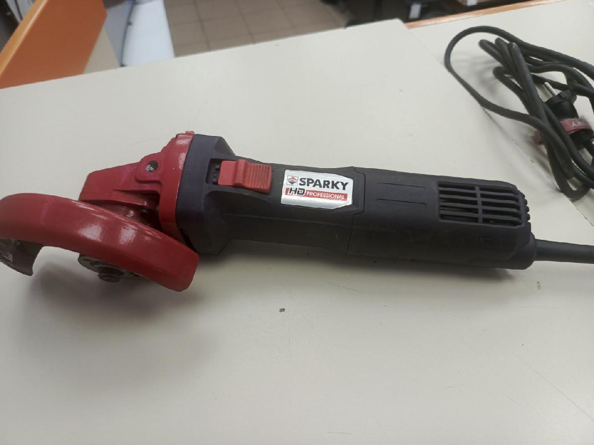 Угловая шлифмашина Sparky M1050E