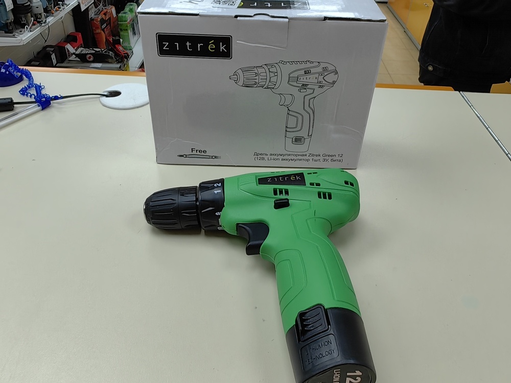 Шуруповерт Zitrek Green 12v
