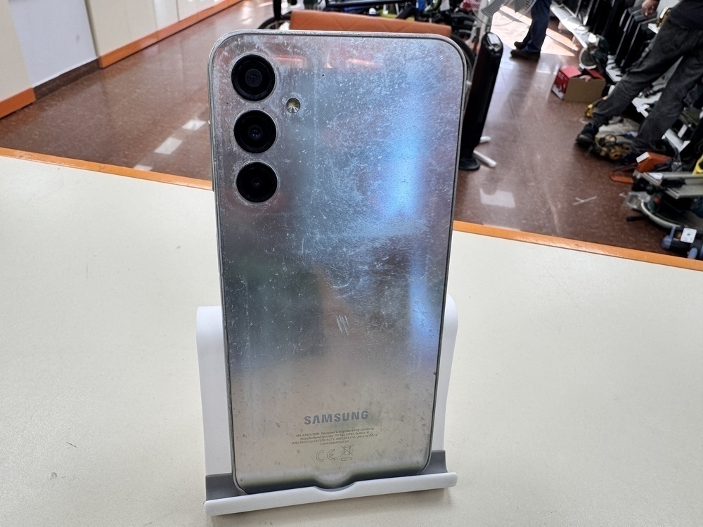 Смартфон Samsung Galaxy A24 8/128Gb