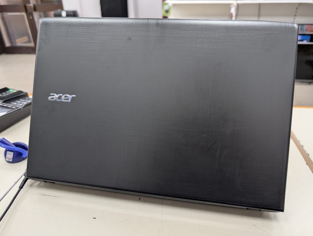 Ноутбук Acer ,; A9-9410, AMD Radeon (TM) Graphics, 4 Гб, Нет, 500 Гб