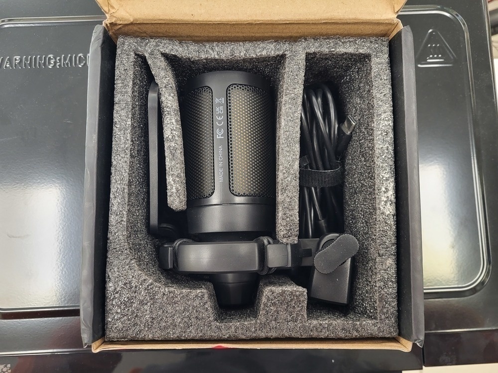 Микрофон Fifine AmpliGame A6V