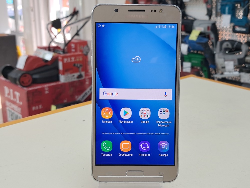 Смартфон Samsung Galaxy J5 2016 2/16