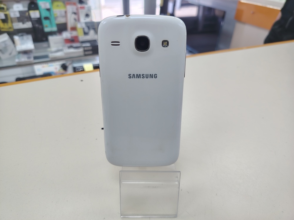 Смартфон Samsung GT-I8262