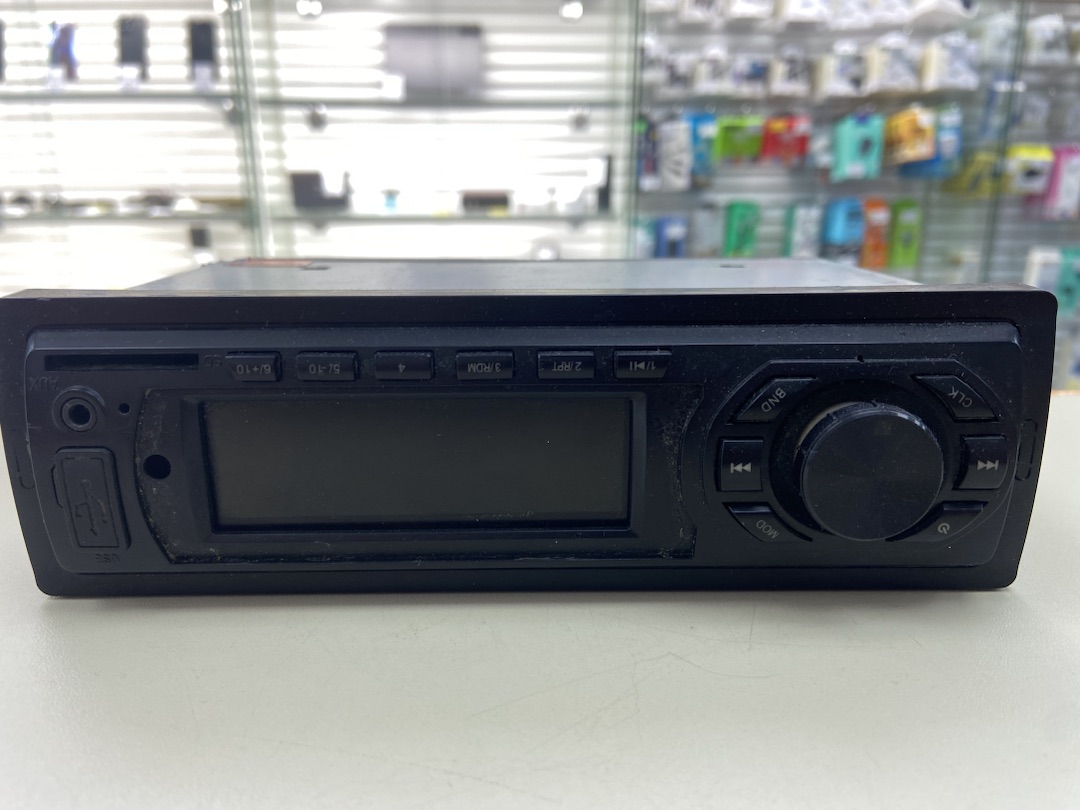 Автомагнитола Swat AHR 6180