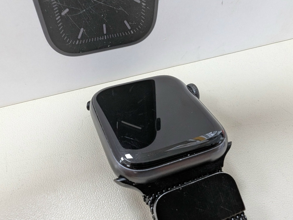 Смарт-часы Apple Watch Series 5 40 мм