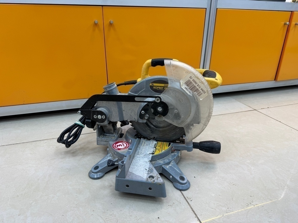 Торцовочная пила Энкор Корвет-8М