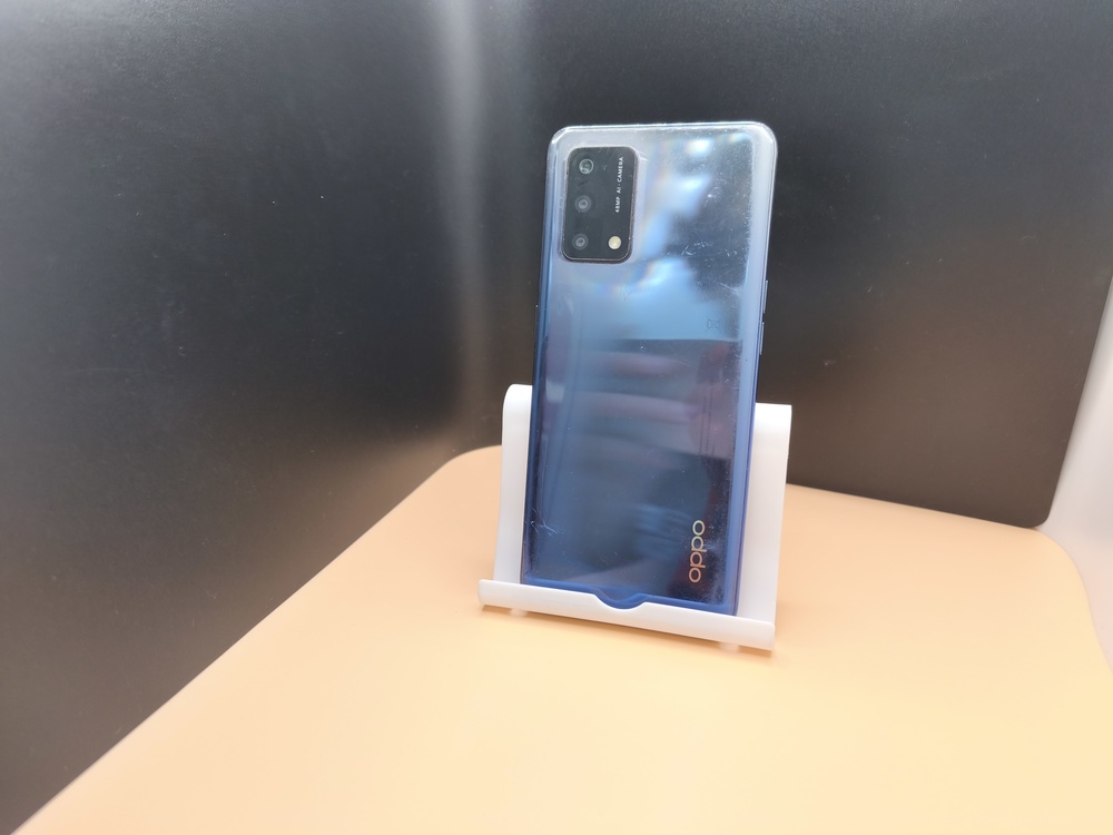 Смартфон Oppo A74