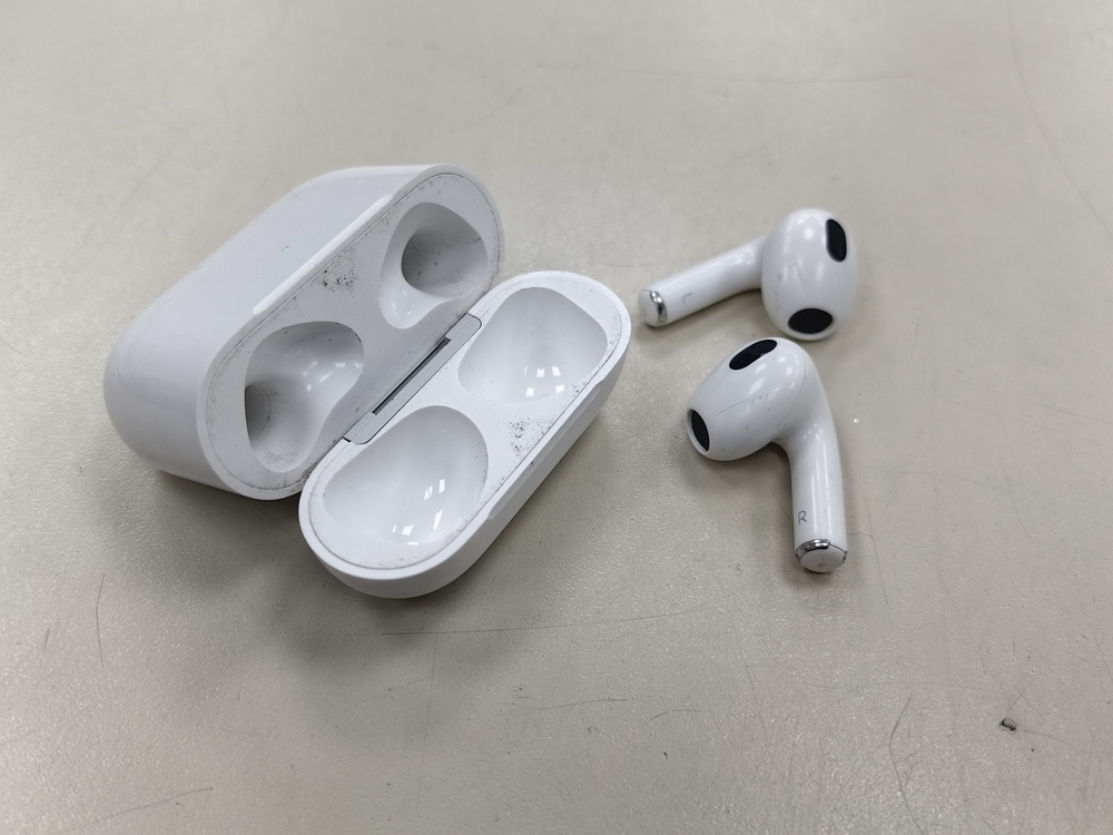 Наушники беспроводные Apple AirPods 3 Lightning