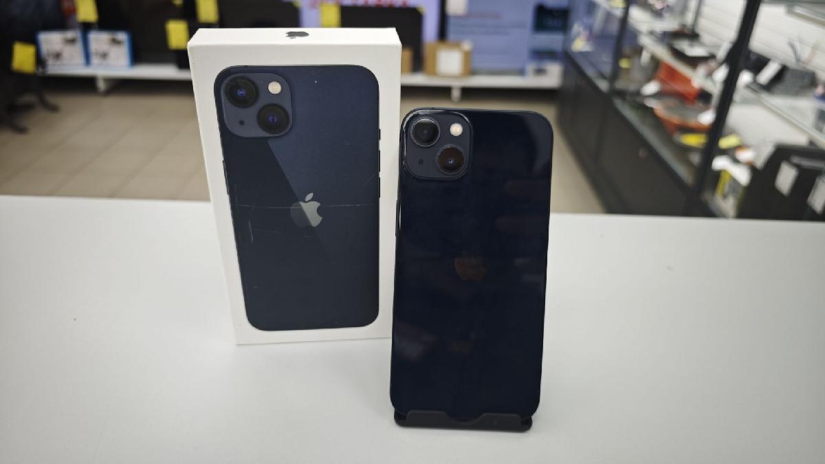 Смартфон Apple iPhone 13 128Gb