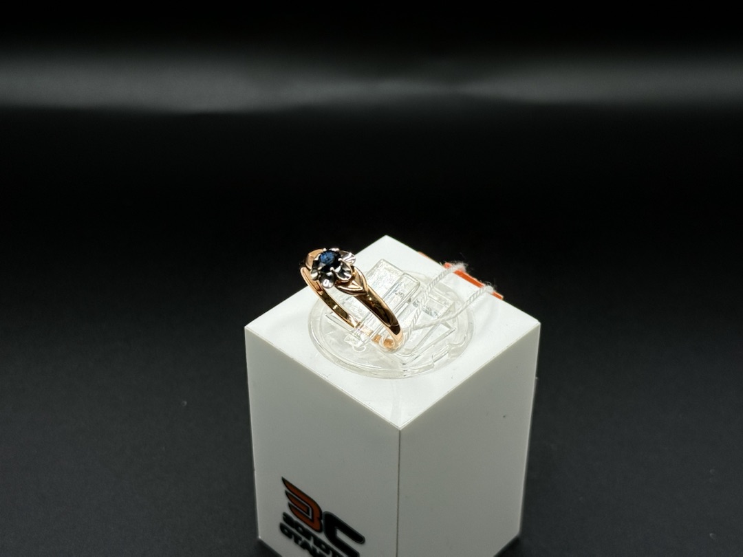 КОЛКМ585 КОЛЬЦО С КАМНЕМ (Au 585)