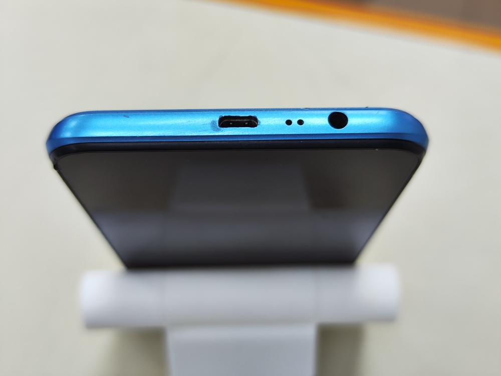 Смартфон Realme C11 2/32