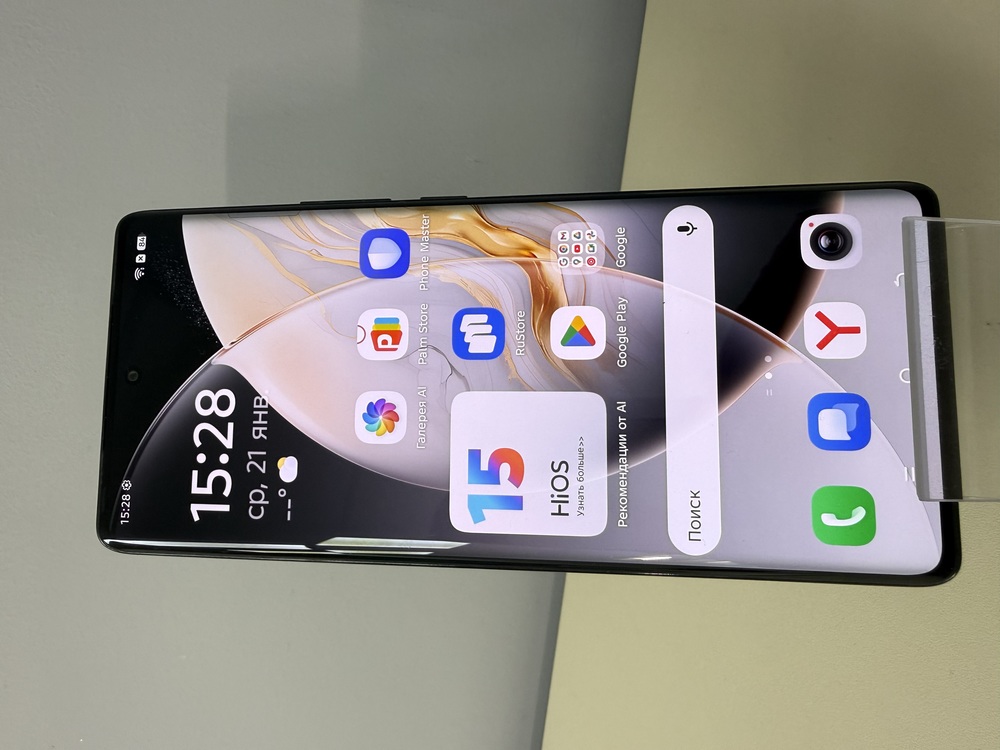 Смартфон Tecno Camon 30S 8/128