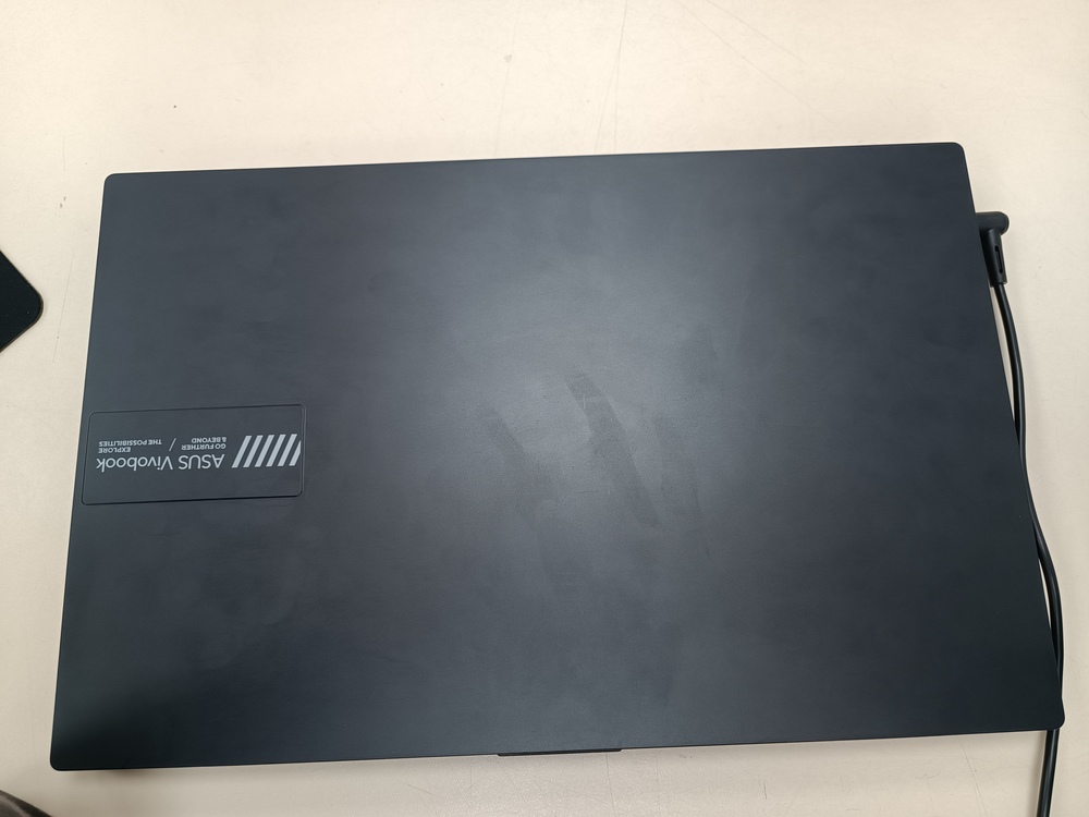 Ноутбук ASUS; Ryzen 5 7520U, AMD Radeon (TM) Graphics, 8 Гб, 512 GB, Нет