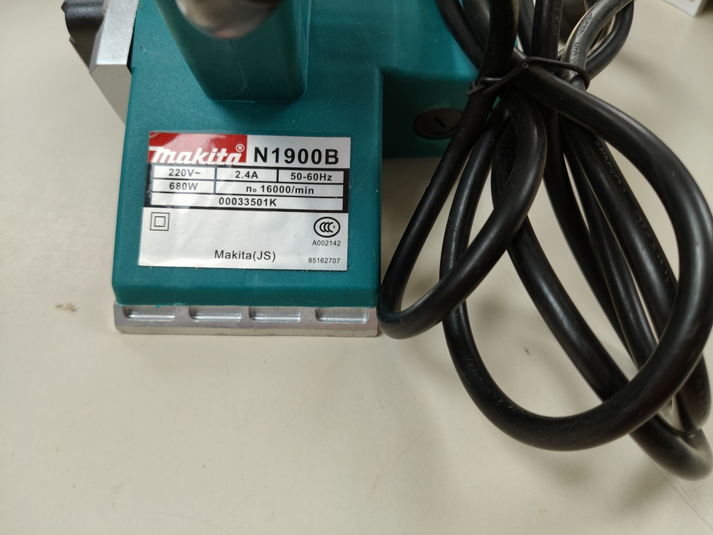 Электрорубанок Makita N1900B