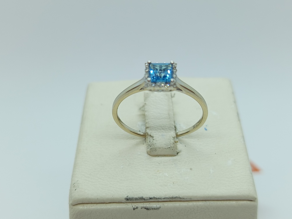 КОЛКМИ585 КОЛЬЦО С КАМНЯМИ (Au 585)