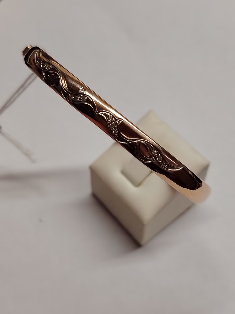 БРАСЛЕТ ЖЕСТКИЙ С КАМНЯМИ (Au 585)