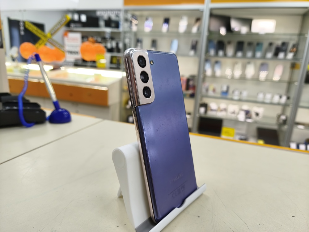 Смартфон Samsung Galaxy S21 5G 8/128