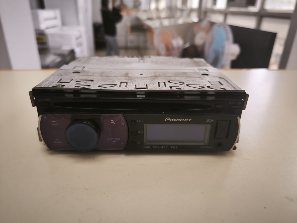 Автомагнитола Pioneer DEH-5200SD