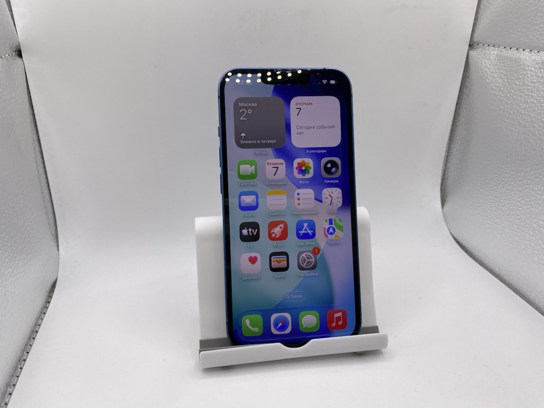 Смартфон Apple iPhone 13 128Gb
