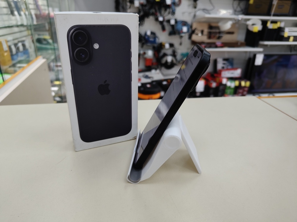 Смартфон Apple Iphone 16 256Gb