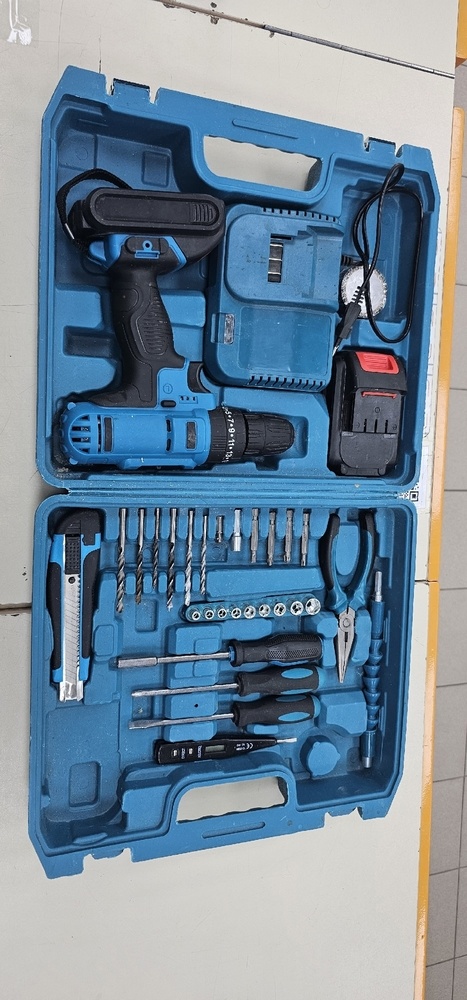 Шуруповерт Makita NoName