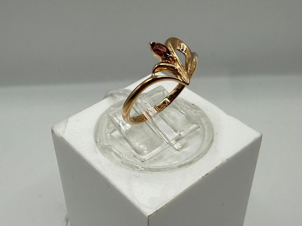 КОЛКМ585 КОЛЬЦО С КАМНЕМ (Au 585)