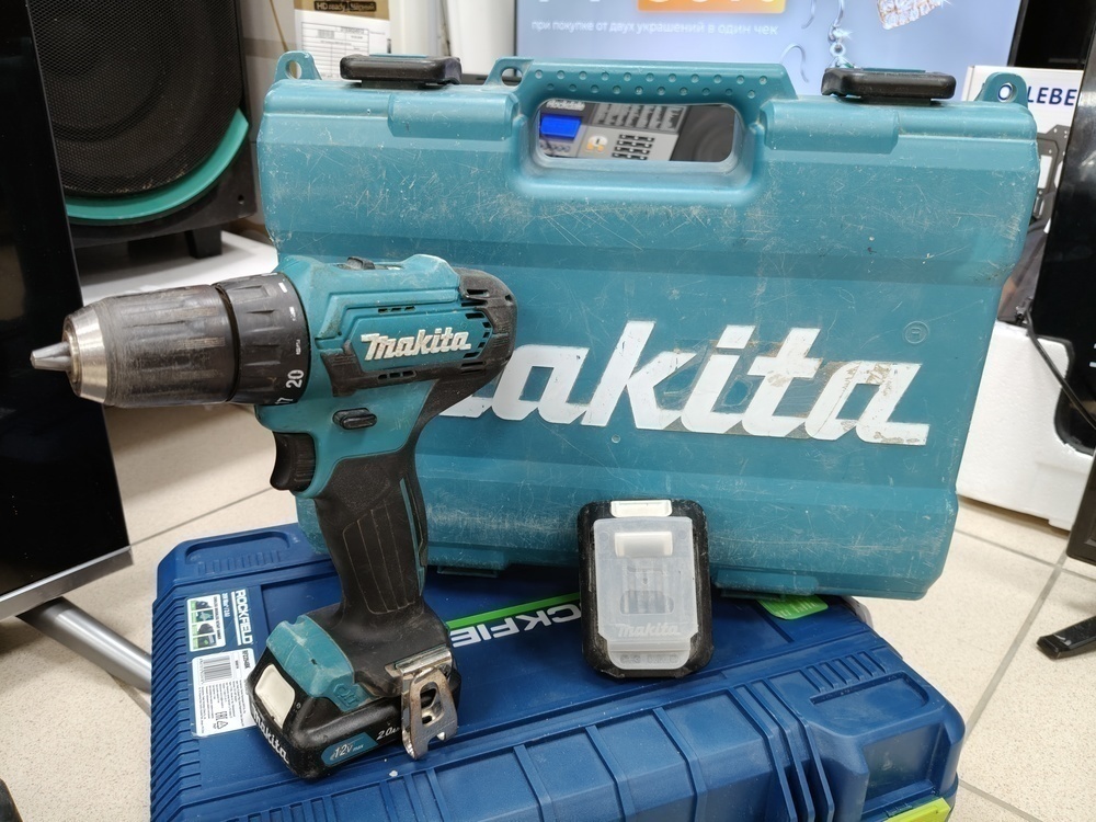 Шуруповерт Makita DF333D