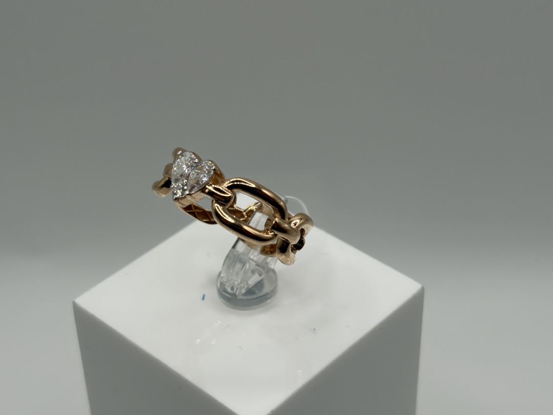 КОЛЬЦО С КАМНЯМИ (Au 585)