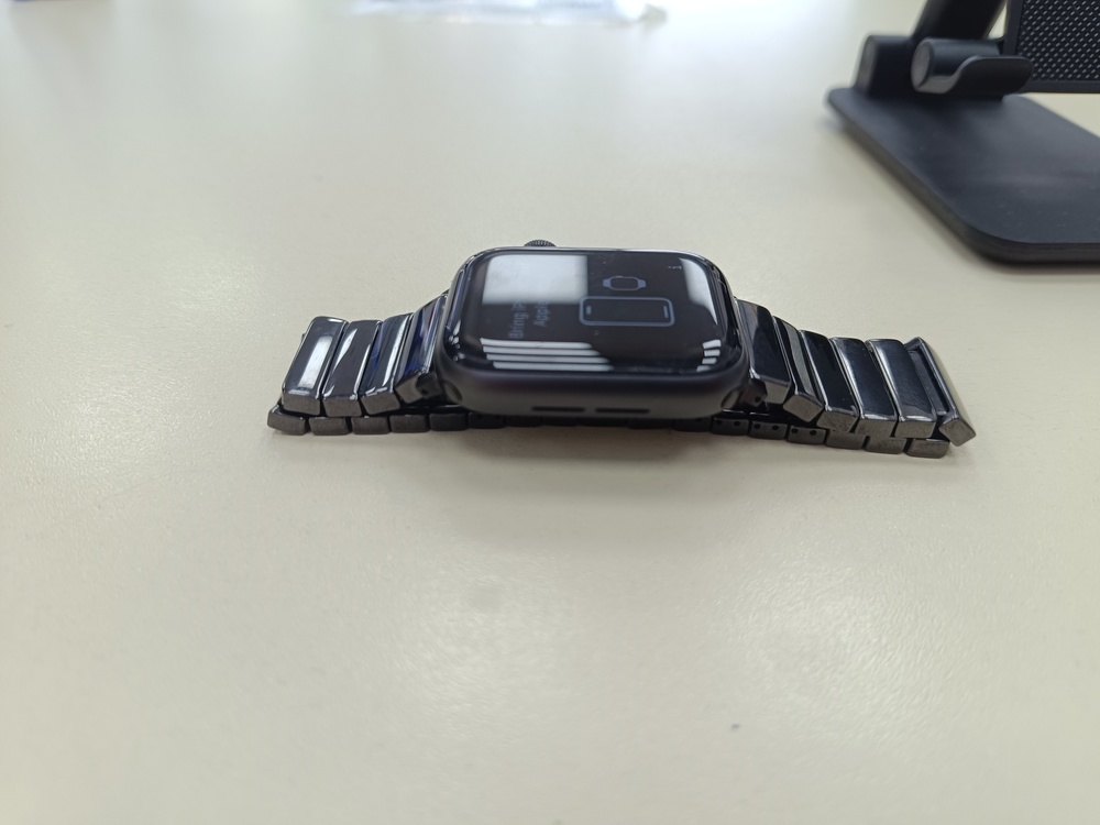 Смарт-часы Apple Watch Series 6 44 мм