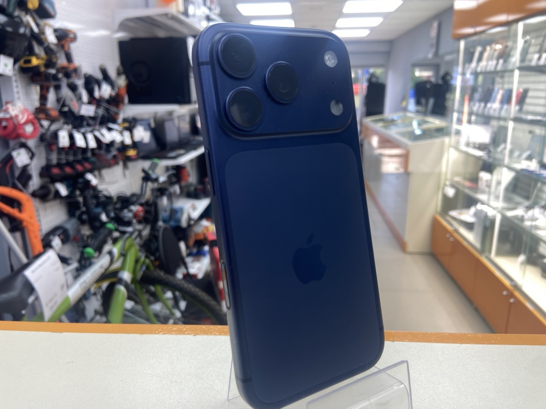 Смартфон Apple Iphone 17 Pro 256Gb