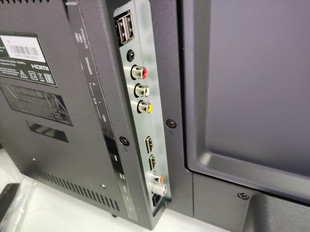 LED Телевизор BQ 42FS01B