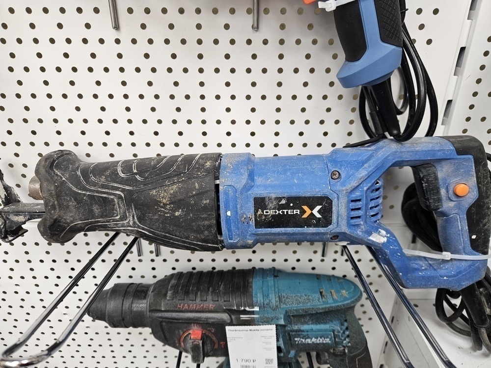 Сабельная пила Dexter 900BT