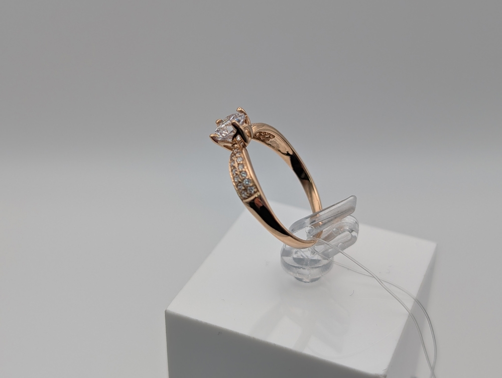 КОЛЬЦО С КАМНЯМИ (Au 585)