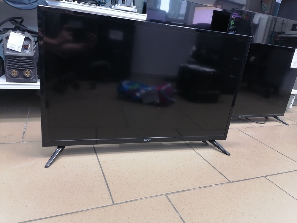 LED Телевизор HEC H32E06S