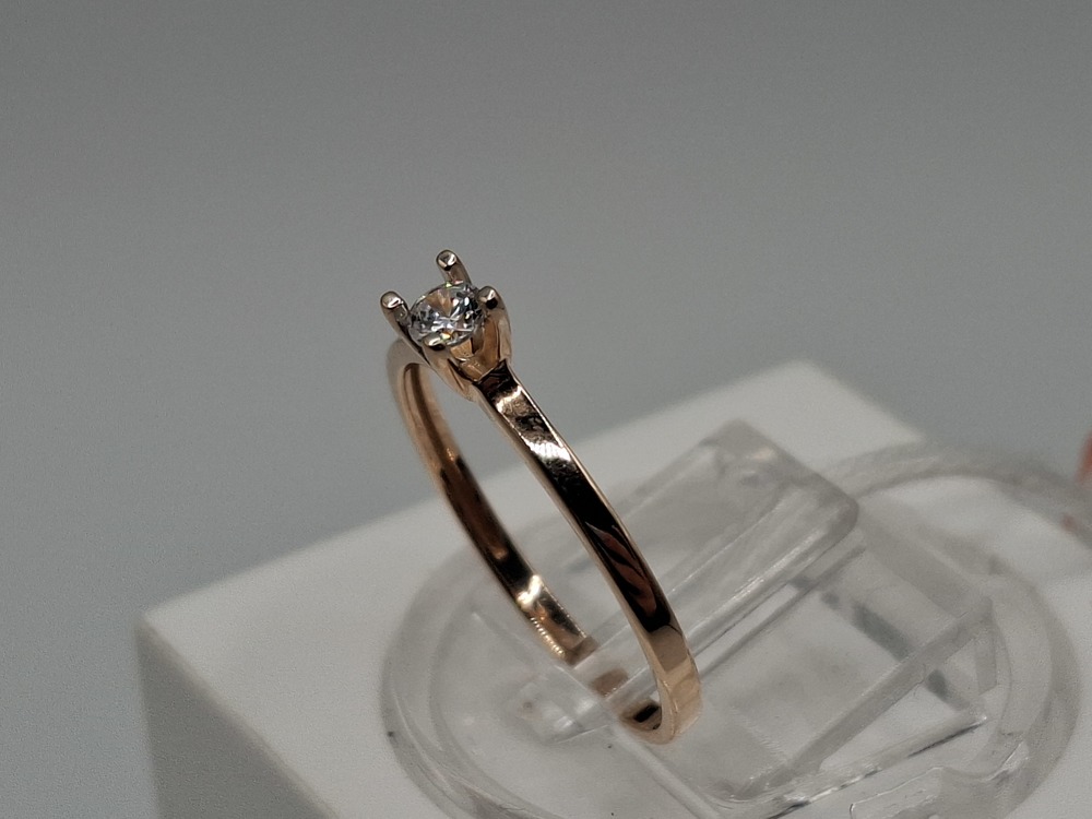 КОЛКМ585 КОЛЬЦО С КАМНЕМ (Au 585)