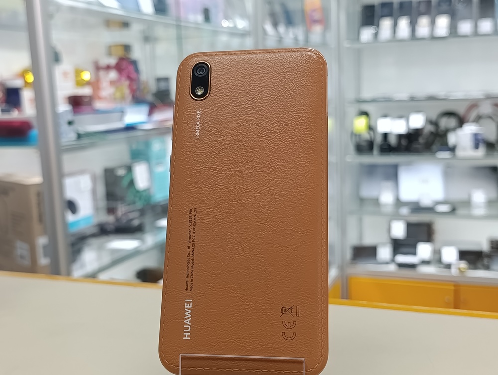 Смартфон Huawei Y5 (2019) 2/32