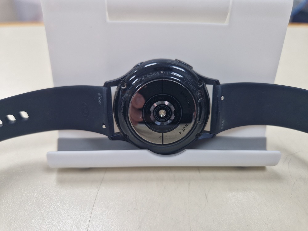 Смарт-часы Samsung Watch Active 2