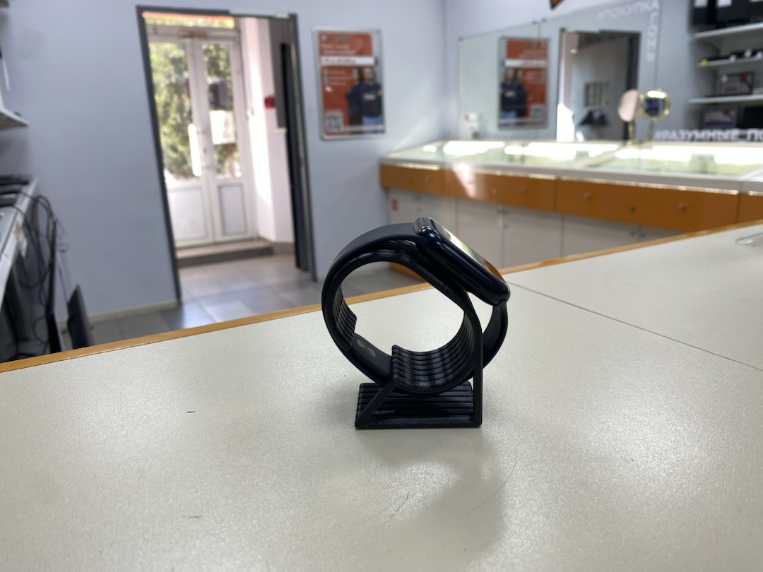 Смарт-часы Apple Watch SE 2022 44mm