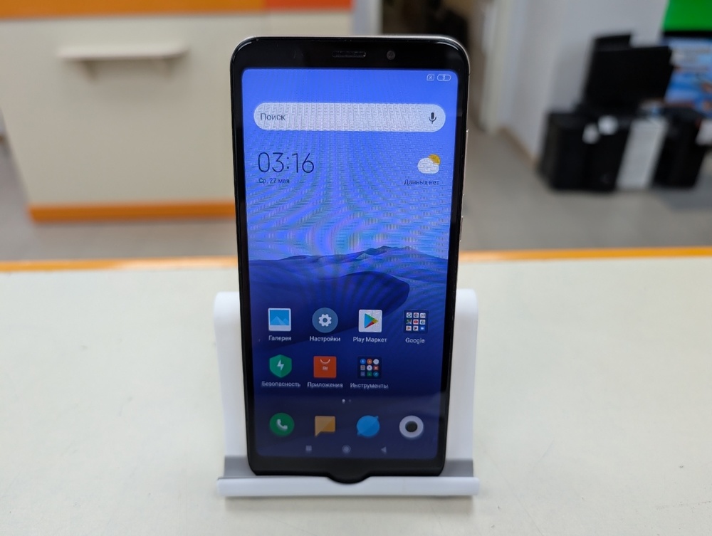 Смартфон Xiaomi Redmi 5 Plus 3/32