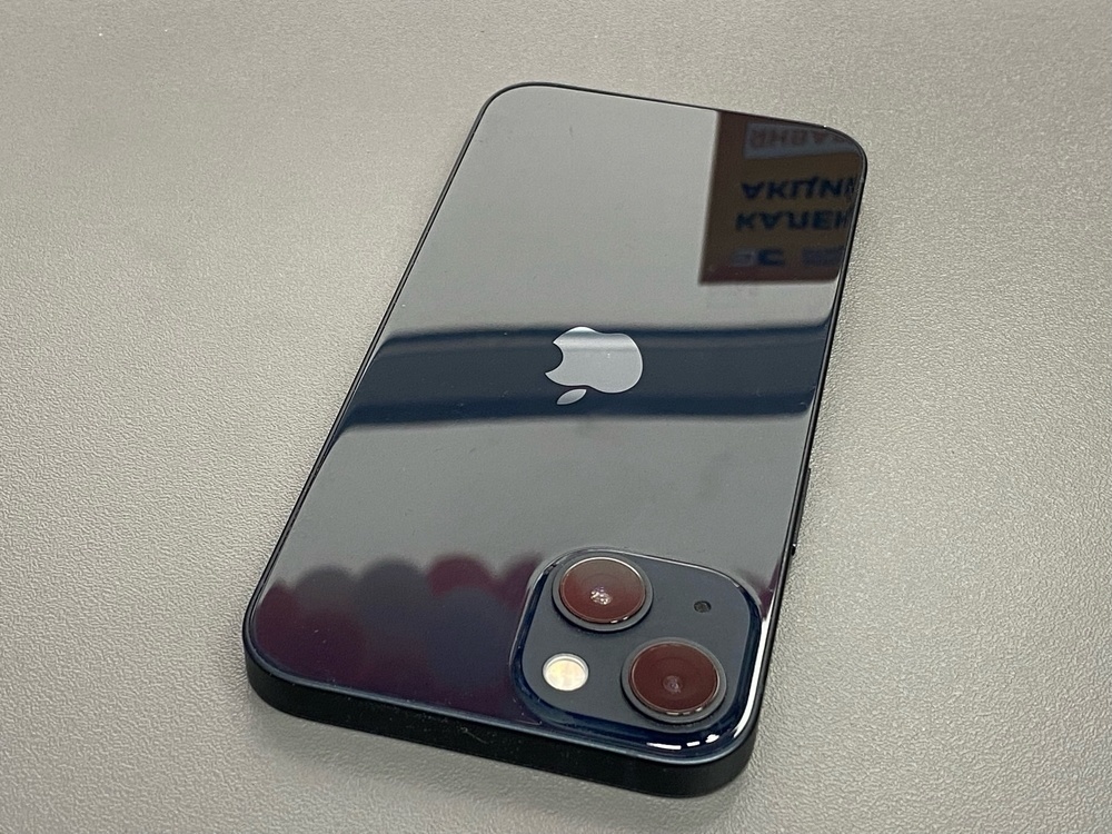 Смартфон Apple iPhone 13 128Gb