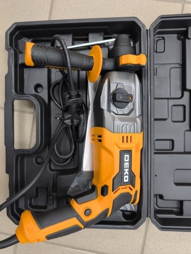 Перфоратор Deko DKH1200W
